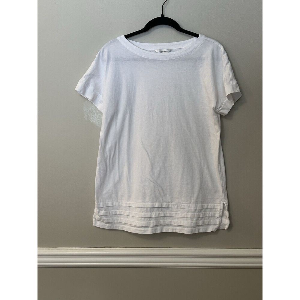 Classic White Short Sleeve Tee with Pintuck Hem